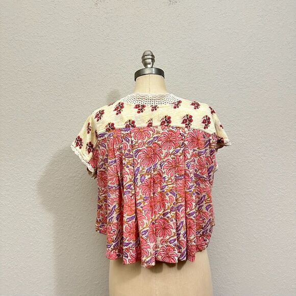 FREE PEOPLE Leilani Cropped Tee Boxy Multi Floral Print Crochet Trim - Picture 8 of 11